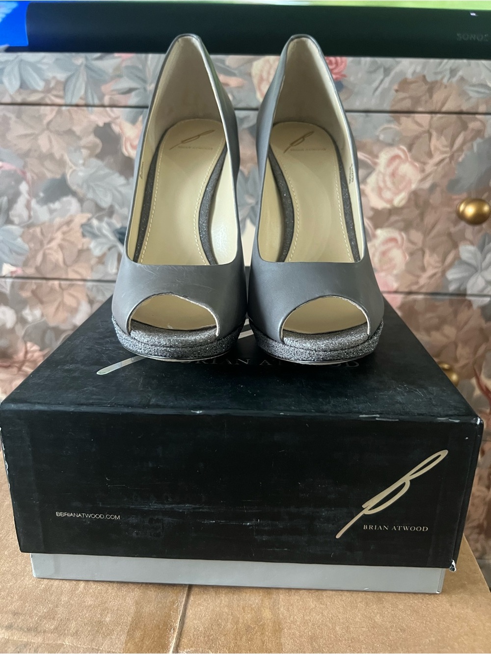 Brian Atwood Gray Open-Toe Platform Pumps with Silver Glitter Trim 8.5